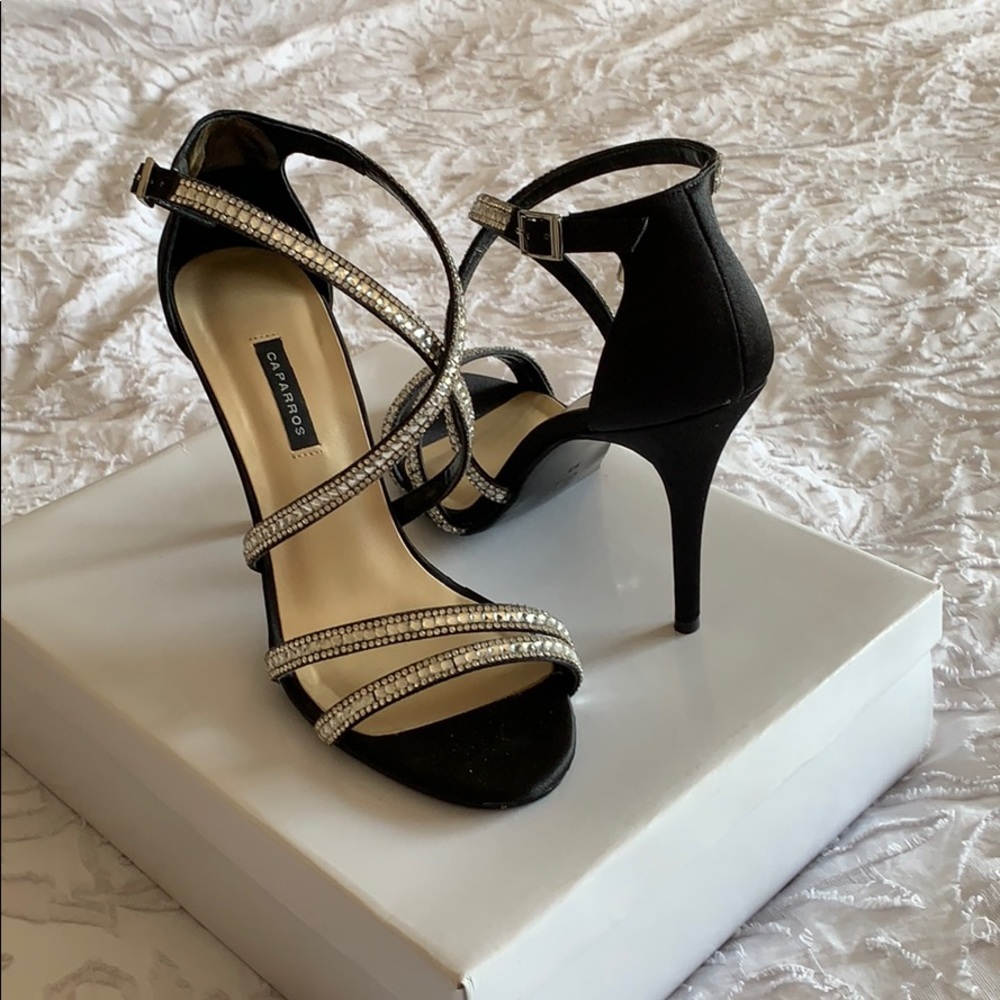 ๐2x HOST PICK๐ Caparros Black Sandals - Picture 4 of 8